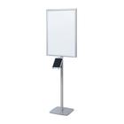 Trigrip LED állvány világító plakátkerettel és tablet tartóval Trigrip LED állvány világító plakátkerettel és tablet tartóval